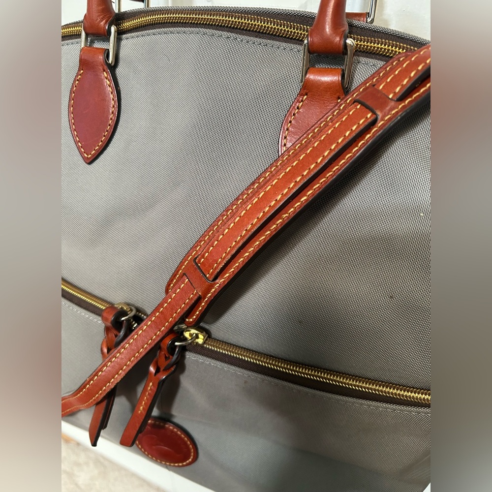 Stylish Green and Brown shoulder Bag - Picture 3 of 7